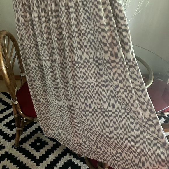 $45 Universal Thread gray & white midi sundress. Pleated top, tassel tie. Sz Med - Picture 9 of 12